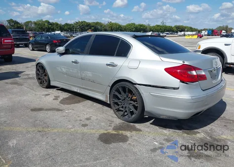 2013 Hyundai Genesis 3.8 z USA, uszkodzony, nr VIN KMHGC4DD8DU225531